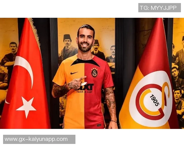 万项代表杜利亚伊足球学院首秀表现出色助力球队大胜对手 万项代表杜利亚伊足球学院首秀表现出色助力球队大胜对手