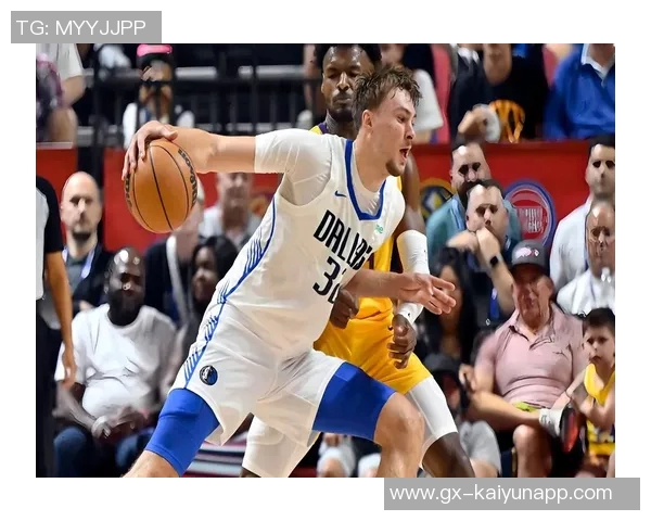 浓眉首节表现低迷外线未开仅得4分2篮板正负值惨淡12